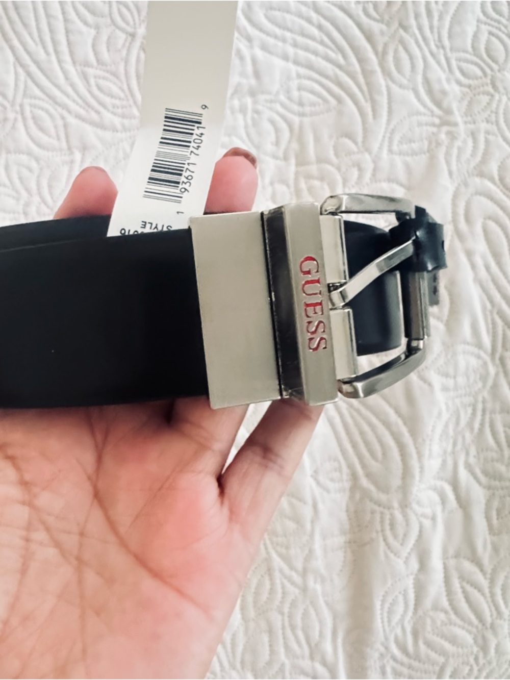 GUESS Men’s Black Leather Belt with Silver Buckle. Size XL. New